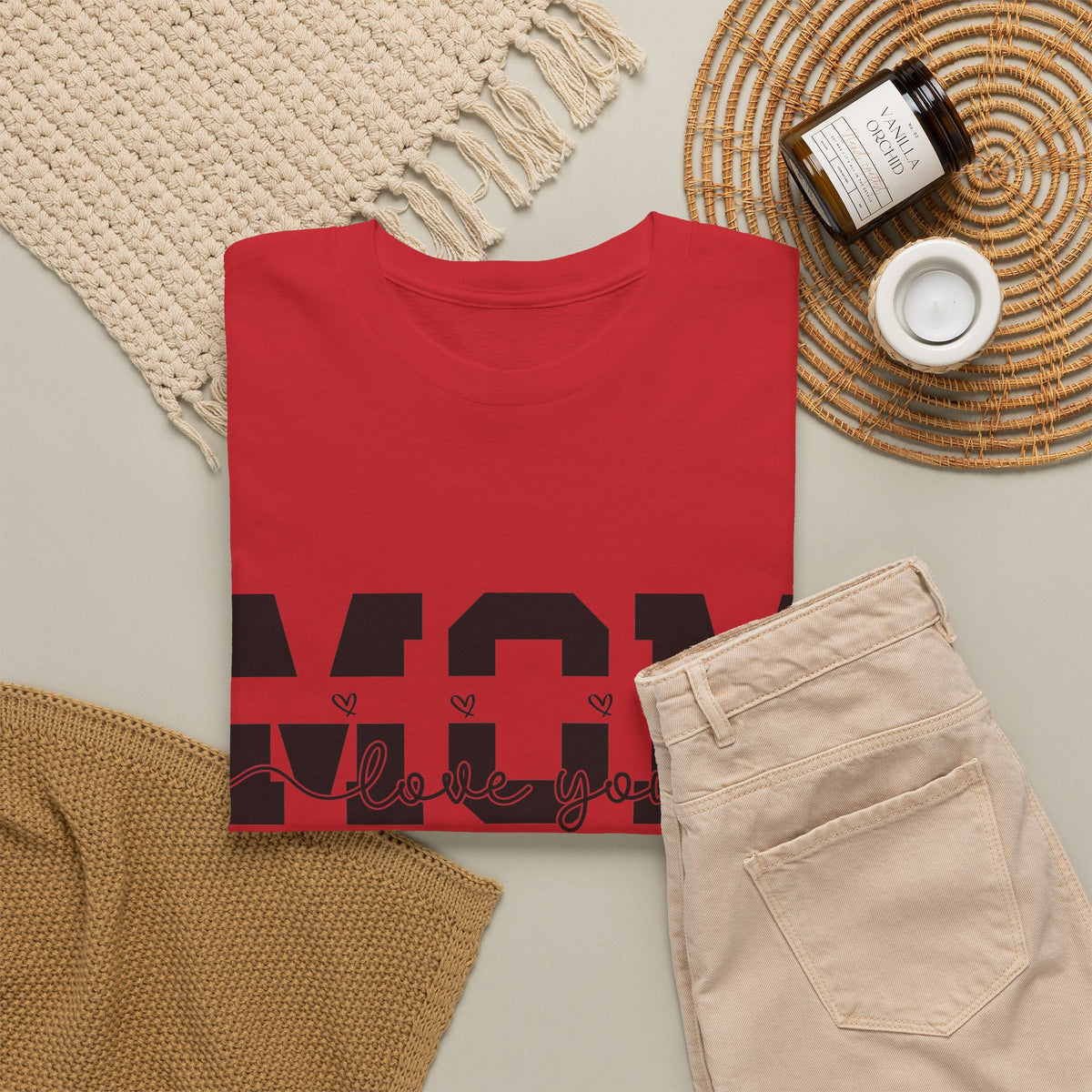 “Mom, I Love You” T-Shirt – Minimalist Mother’s Day Gift Tee