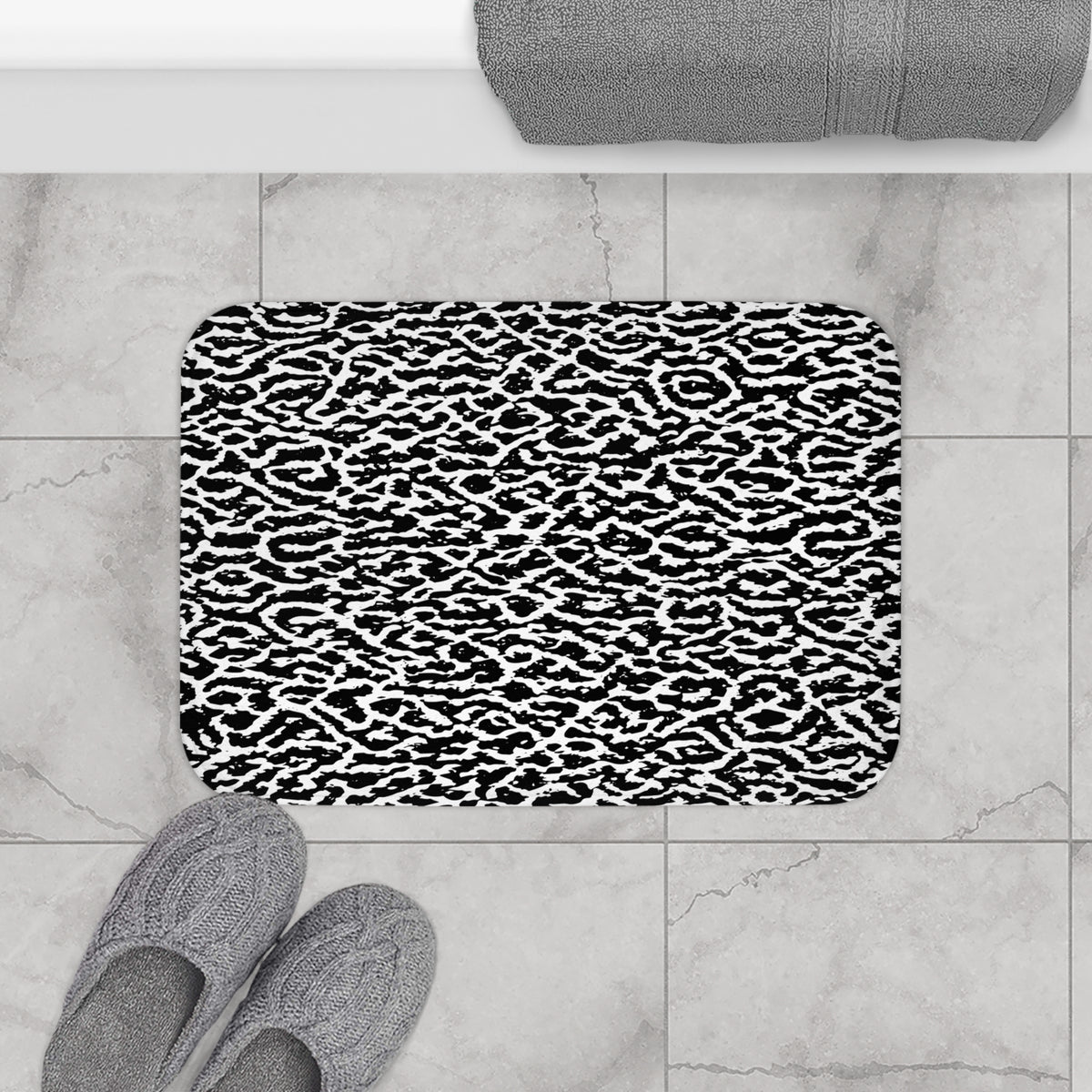 Black & White Animal Print Bath Mat – Modern Wild Bathroom Decor