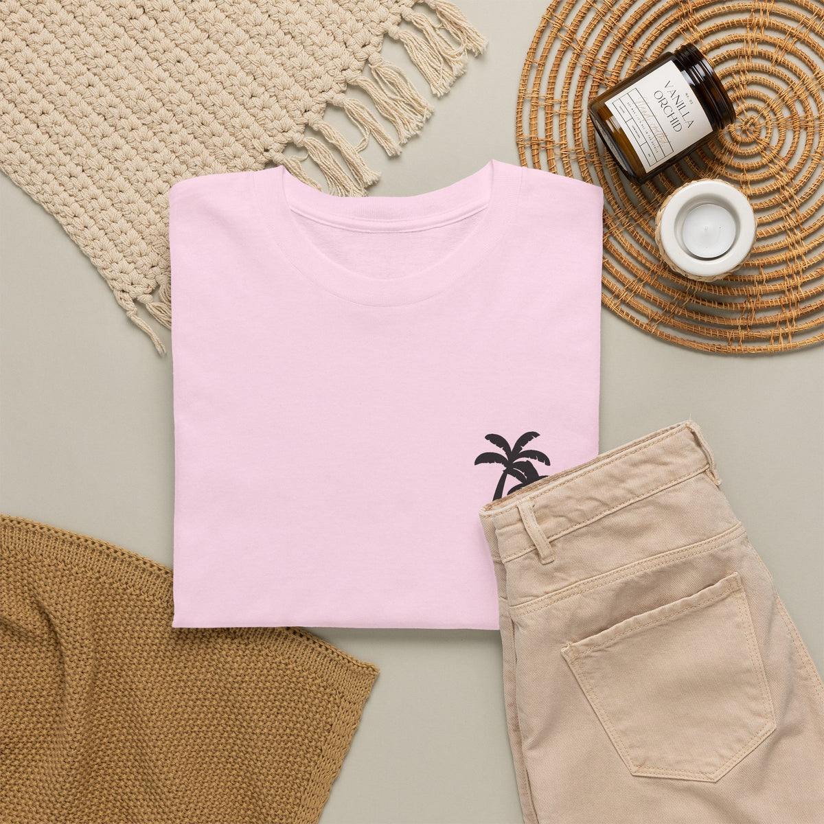 Minimal Palm Tree T-Shirt – California Beach Graphic Tee