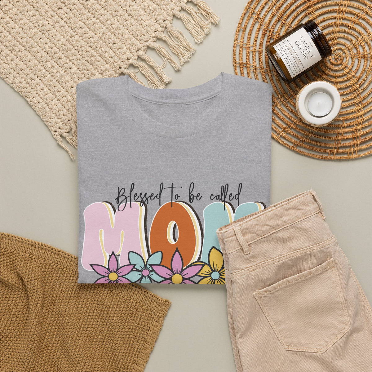 “Blessed to Be Called Mom” T-Shirt – Floral Motherhood Graphic Tee