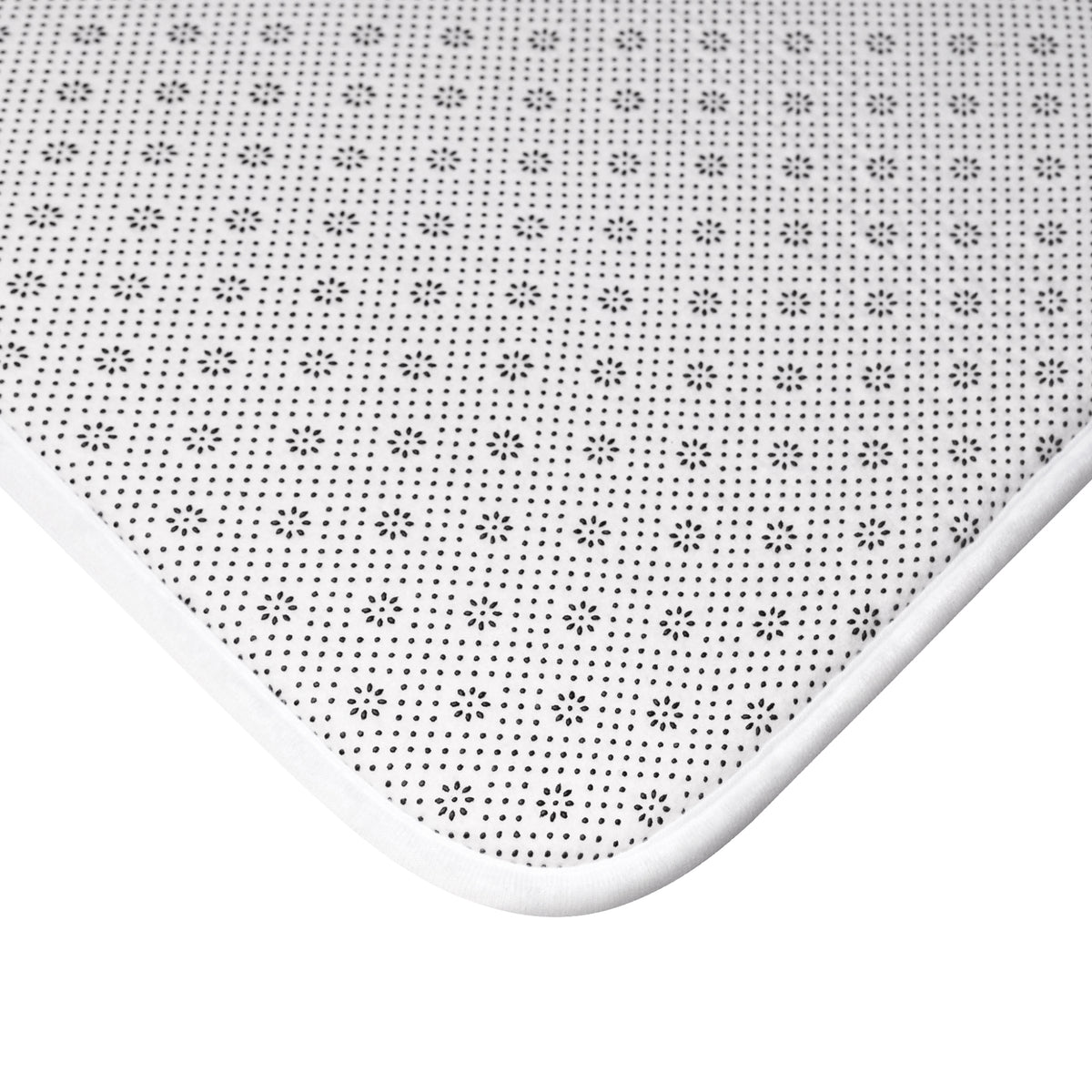 Black & White Animal Print Bath Mat – Modern Wild Bathroom Decor