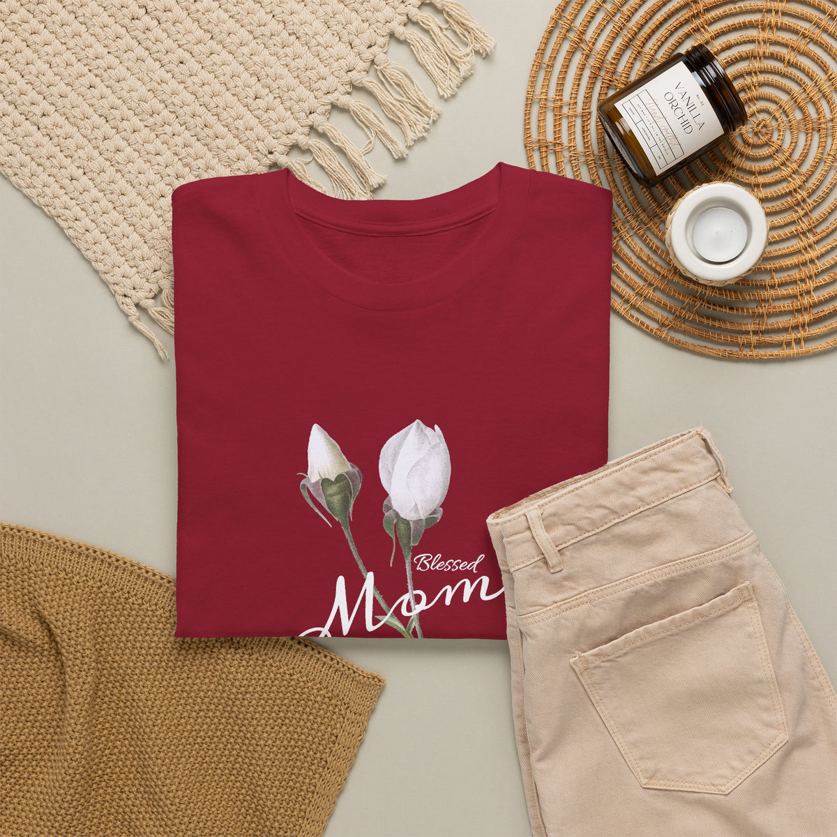 Mom Floral T-Shirt – Minimalist Women’s Cotton Graphic Tee