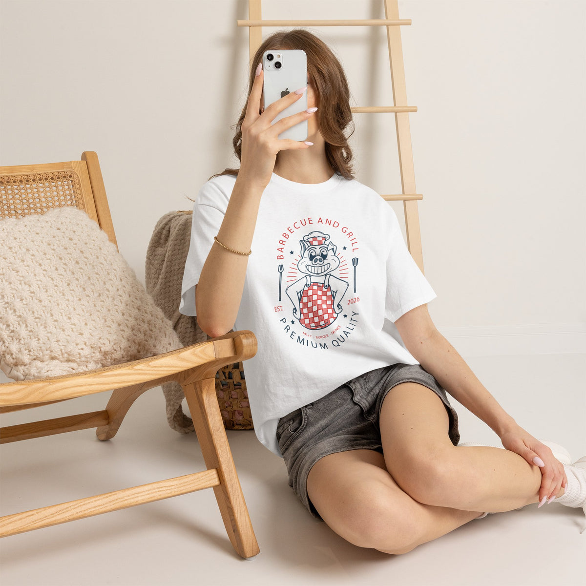 BBQ Pig Chef T-Shirt – Retro Barbecue & Grill Graphic Tee