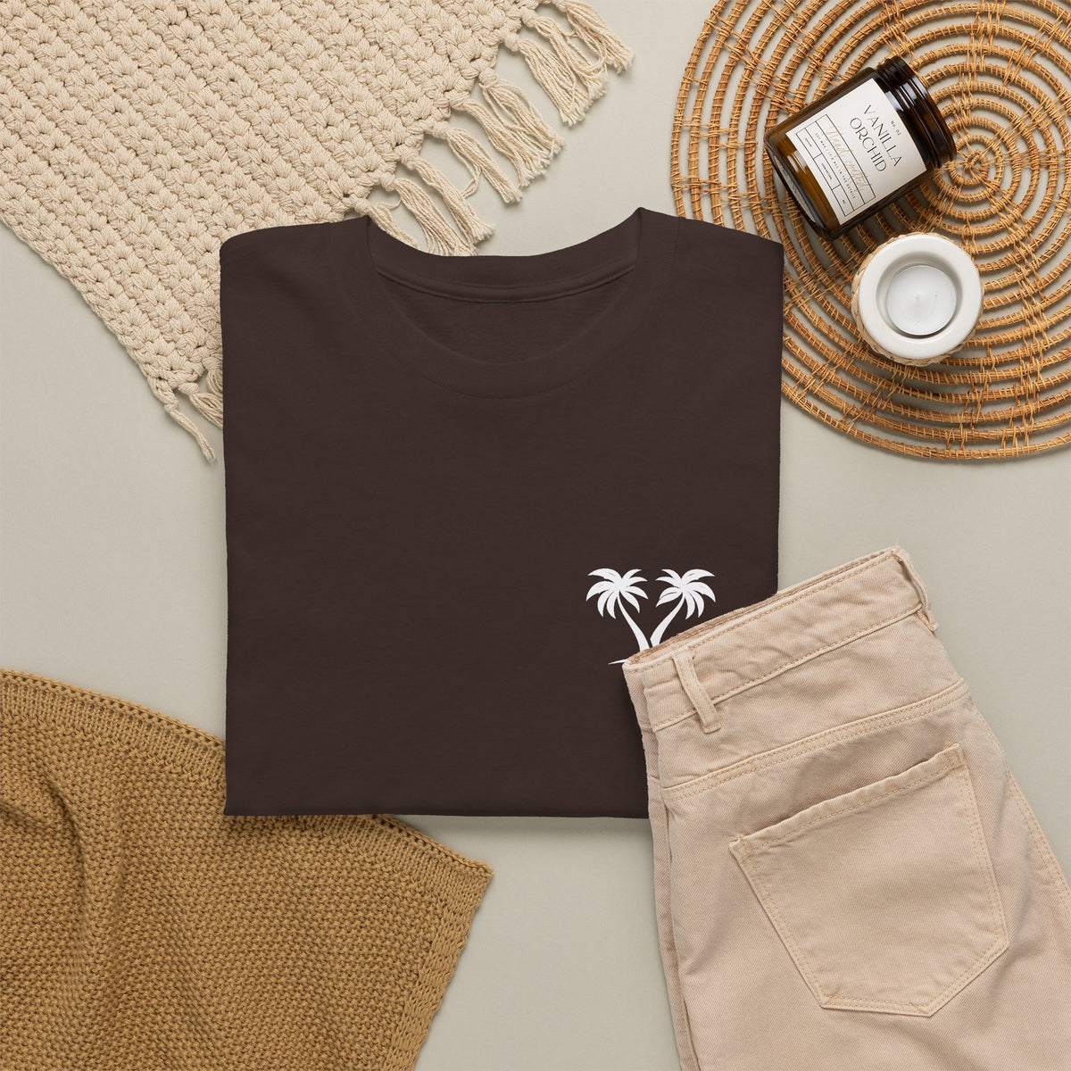 Minimal Palm Tree T-Shirt – Tropical Beach Graphic Tee